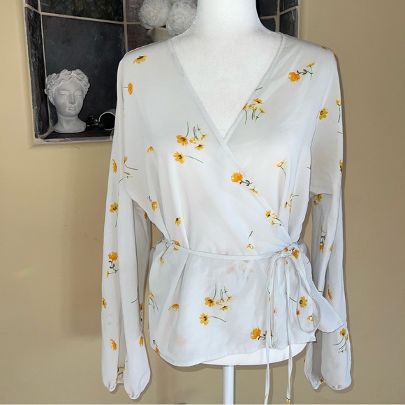 Aritzia Wilfred Lilia blouse Size Large - Picture 3 of 10